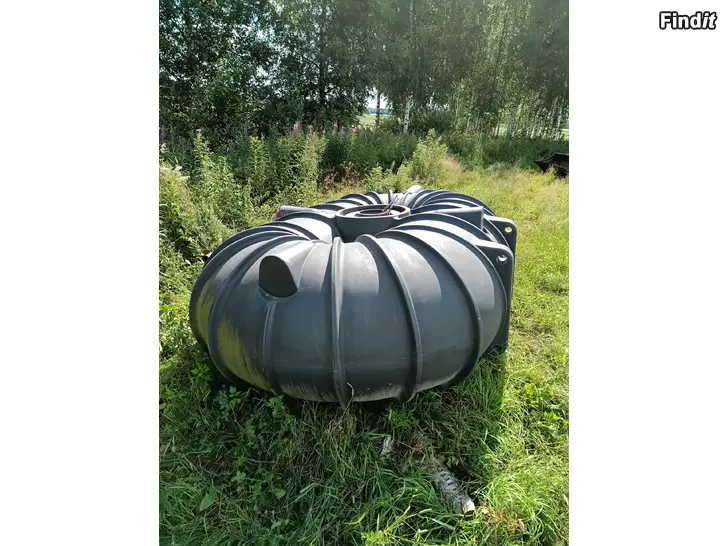 Myydään Umpisäiliö / Avloppstank