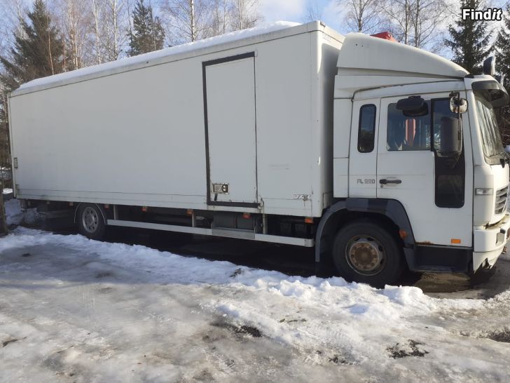 Säljes Volvo FL 220 vm. 2004