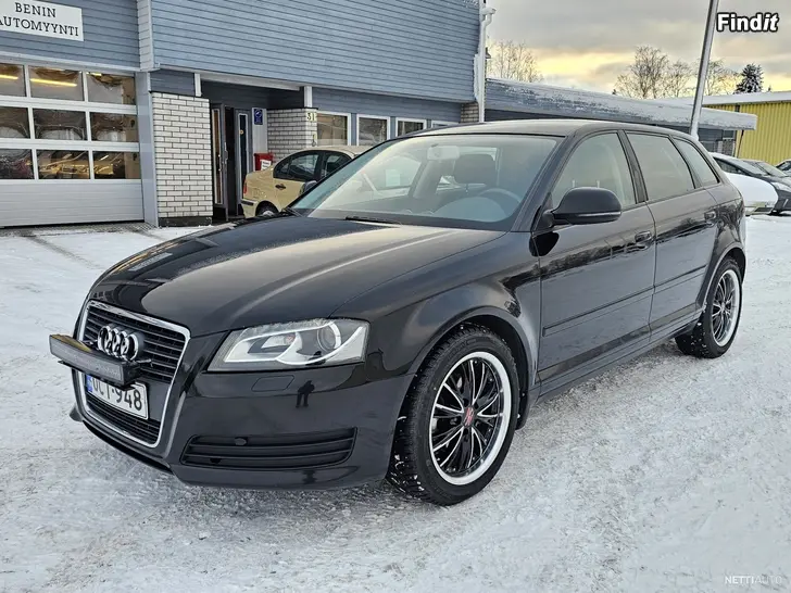 Myydään Audi A3 2.0 TDI 103kW Attraction Vetokoukku Rahoitus kampanja 0 korolla