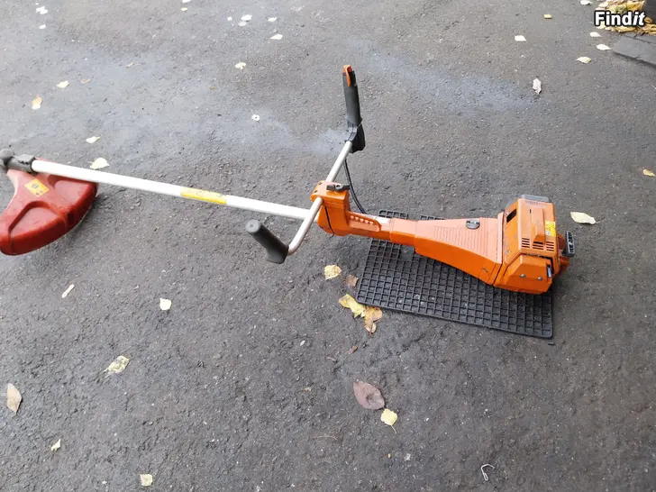 Säljes Husqvarna raivaussaha