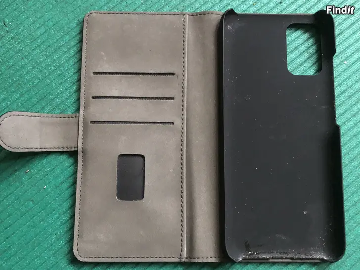 Myydään Samsung Galaxy A04s