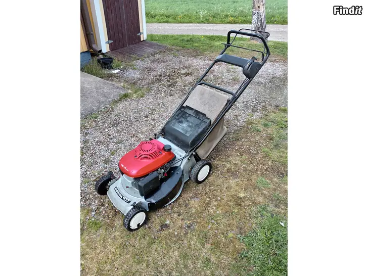 Myydään Ruohonleikkuri