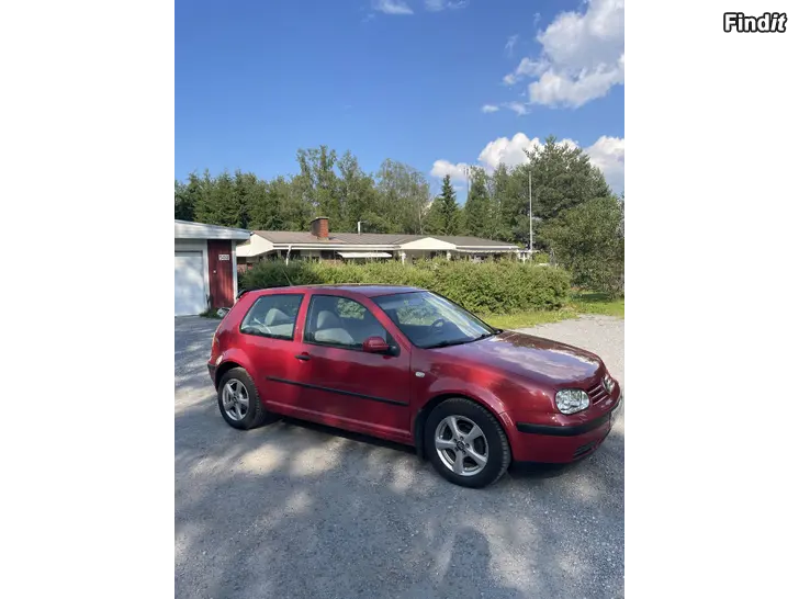 Säljes Volkswagen Golf 2003