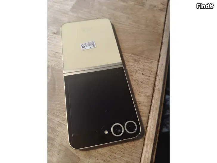 Myydään Myydään samsung z flip6