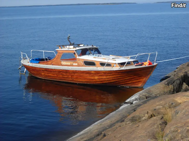 Myydään Mahonkivene