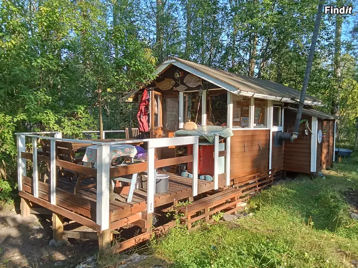 Myydään Mökki Helsingin Kivinokassa