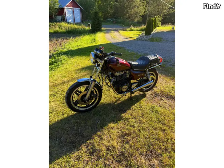 Säljes Honda cm400t custom 32KW