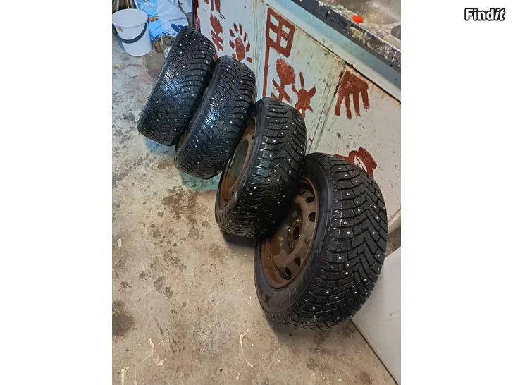 Säljes Vinterringar 195/65 R15