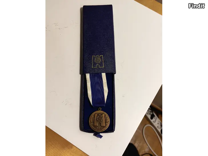 Myydään Kansaneläkelaitoksen  KELA pronssinen ansiomerkki