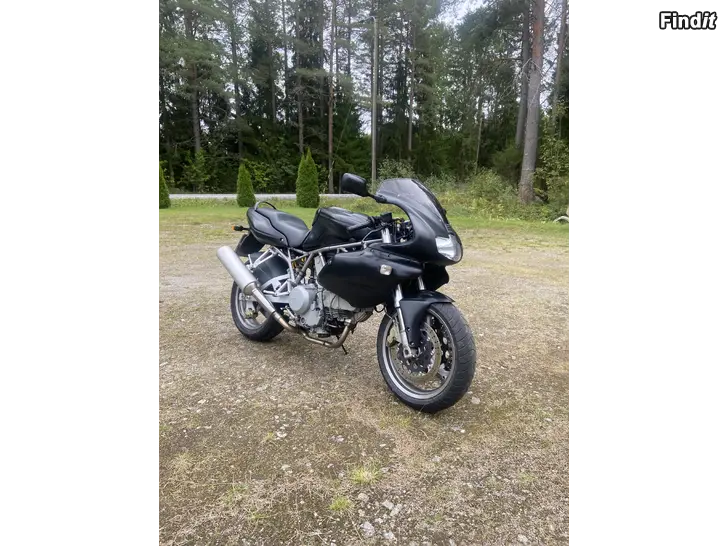 Säljes Ducati 750 IE 2001 säljes