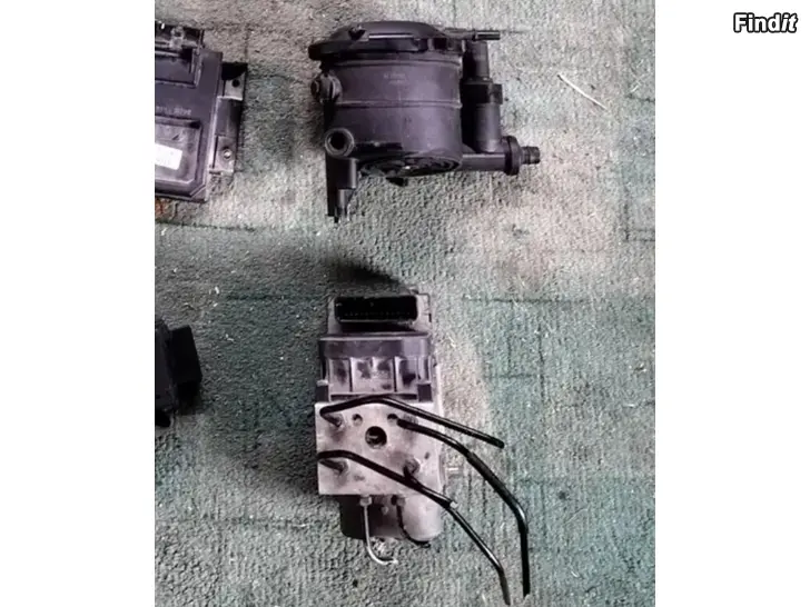 Myydään Bosch abspumppu 273004439 dieselsuodatimenkotelo