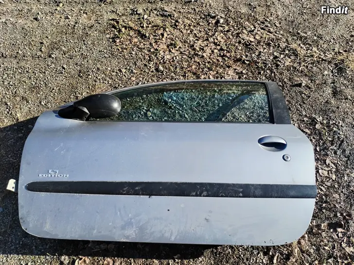 Myydään Peugeot 206 etuovi vasen