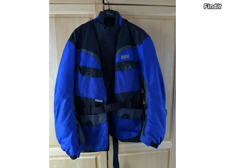 Myydään Ixs snöskoterdräkt