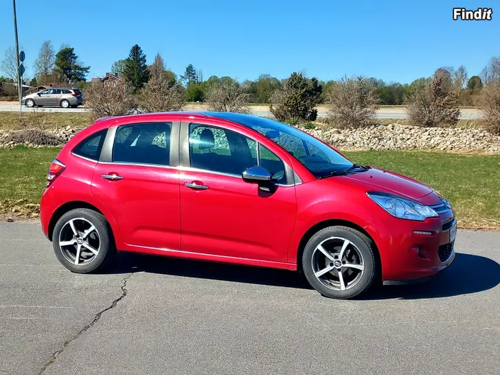 Myydään Citroen C3 VTi 82 Bensa Confort 5-ov.-13