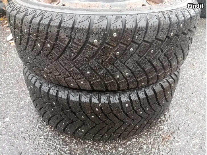 Myydään Nastarenkaat 185/55R15 vanteet 4-100 GM