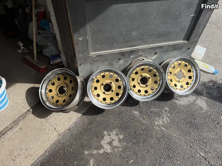 Säljes Mangels fälgar 80-tals 4x108