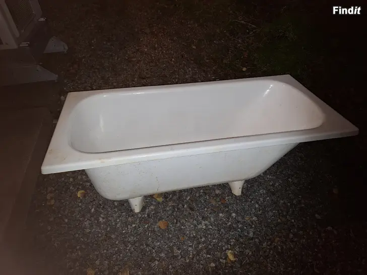 Säljes Badkar gjutjärn