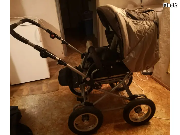 Säljes Lasten rattaat