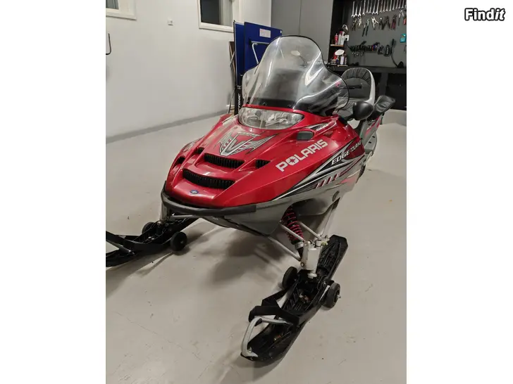Myydään Polaris Edge Touring