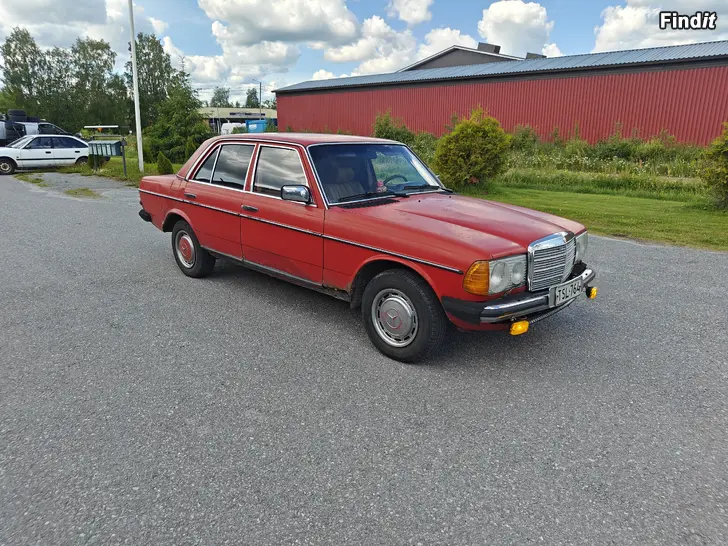 Myydään Mb W123 300d