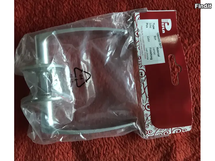 Myydään Pisla välioven painikkeet