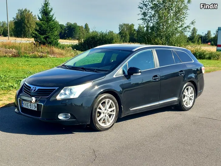 Myydään Toyota Avensis 2.0 D-4D Dsl Sol Farm.-11
