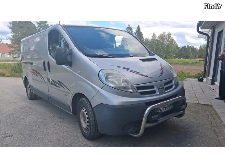 Myydään Nissan Primastar 2.0dci kedjamotor 6växel