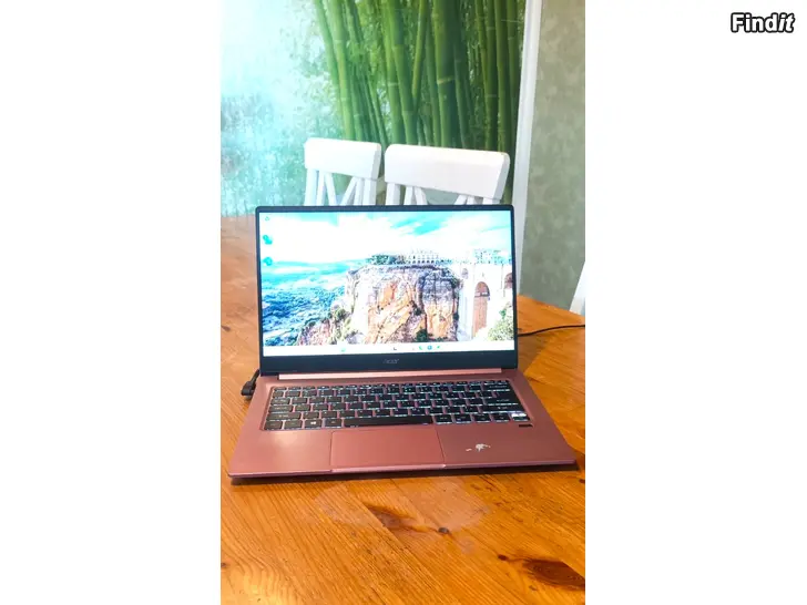 Säljes Acer Swift 3 i5 8GB 256GB SSD Windows 11
