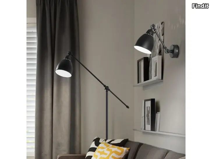 Myydään Seinävalaisin Ideal Lux Newton AP1 musta E27