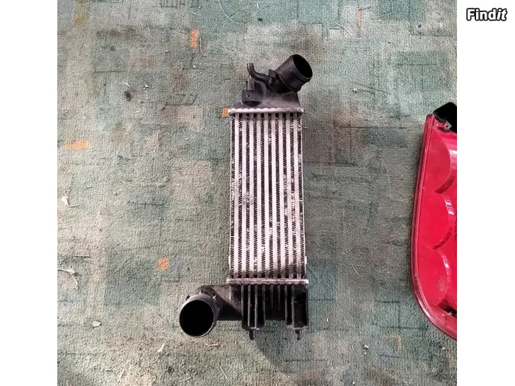 Myydään Valeo välijäähdytin hdi