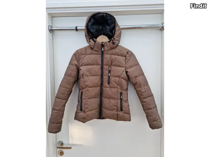 Säljes Ridjacka stl 146-152