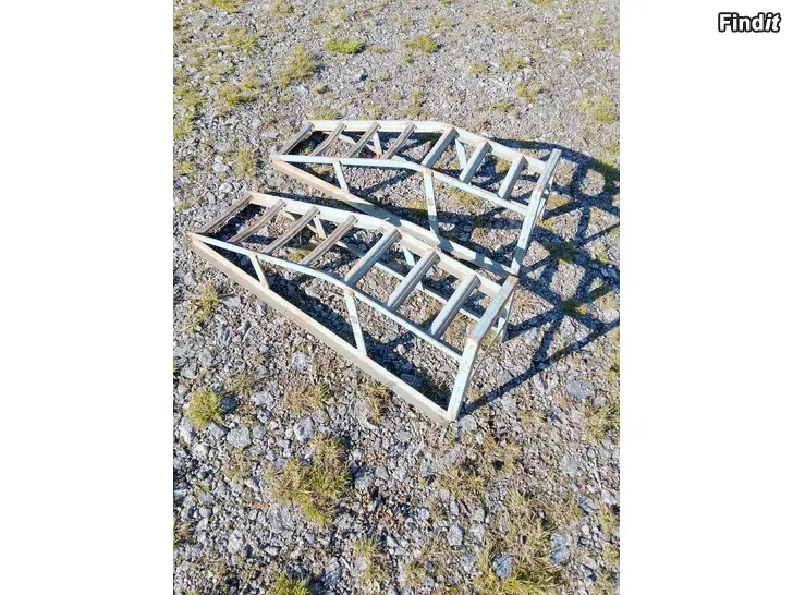 Säljes Bilramper för oljebyten mm