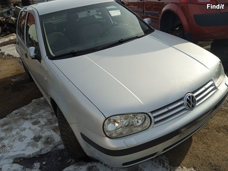 Säljes VW Golf 1,9 TDi manuaali 2003 varaosina