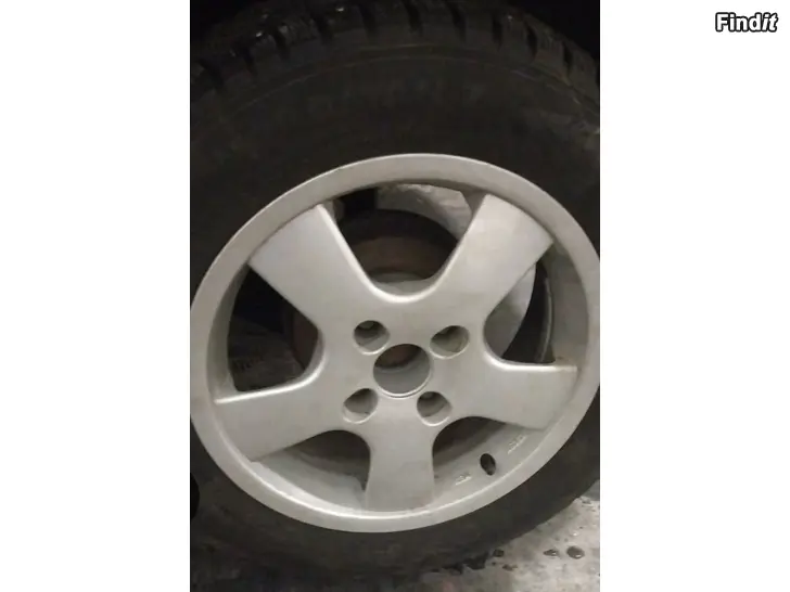 Myydään Vinterdäck på fälgar 4×108 185/65, 15tym centrumhål 65.1mm
