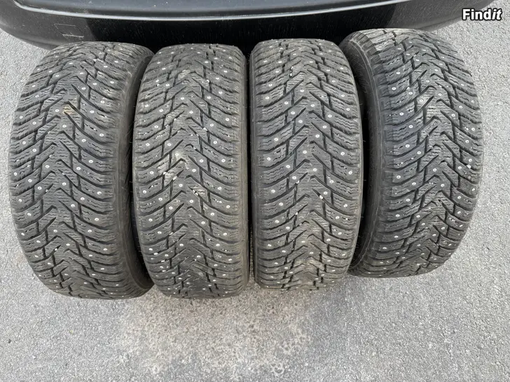 Myydään Nastarenkaat 205/55R16 Nokian Nordman 8
