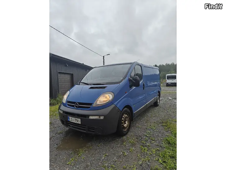 Säljes Opel vivaro 2,5 Ny besiktad