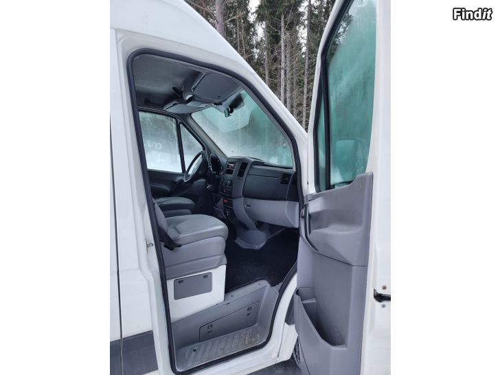 myyd-n-volkswagen-crafter