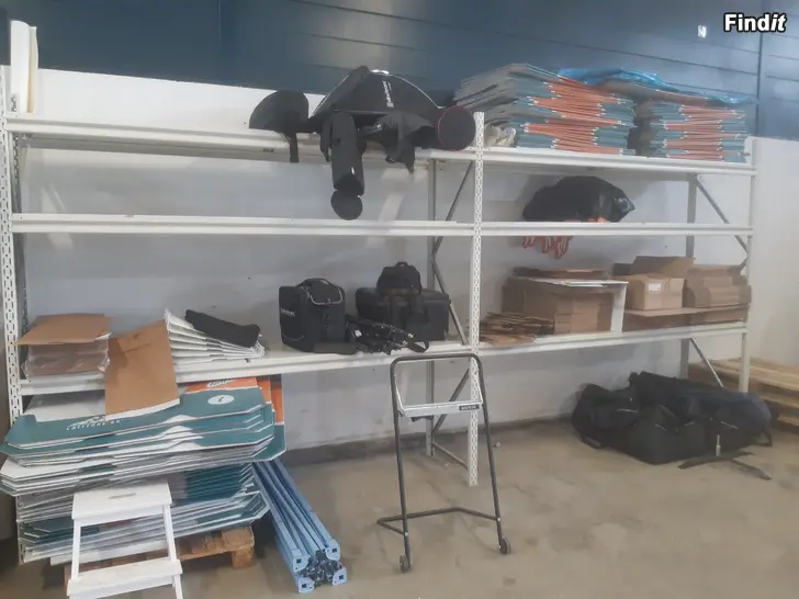 Säljes 5 meters lagerhylla i Vasa säljes