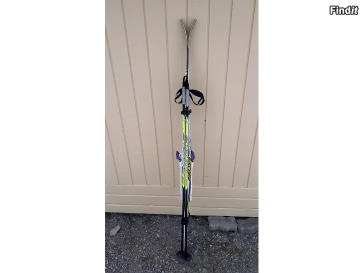Myydään Skidor 152 cm