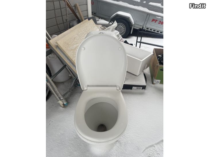 Säljes Toilet stol