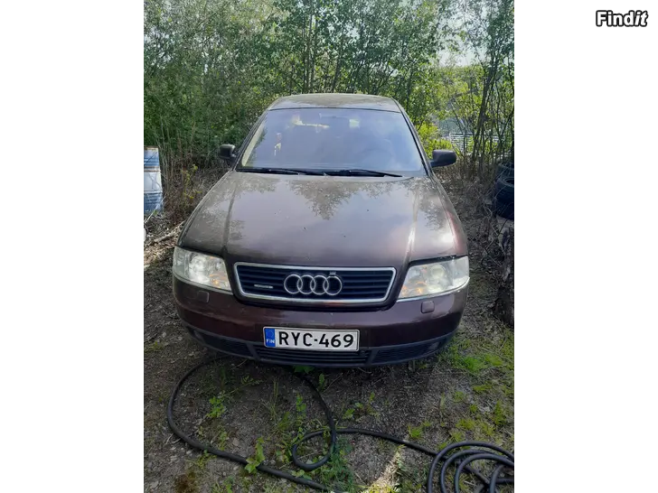 Myydään Audi A6 2.4V6 Quattro automaatti  Laittoon/ Jäälle/ Varaosiksi