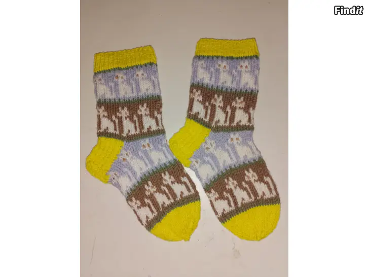 Myydään Kissasukat