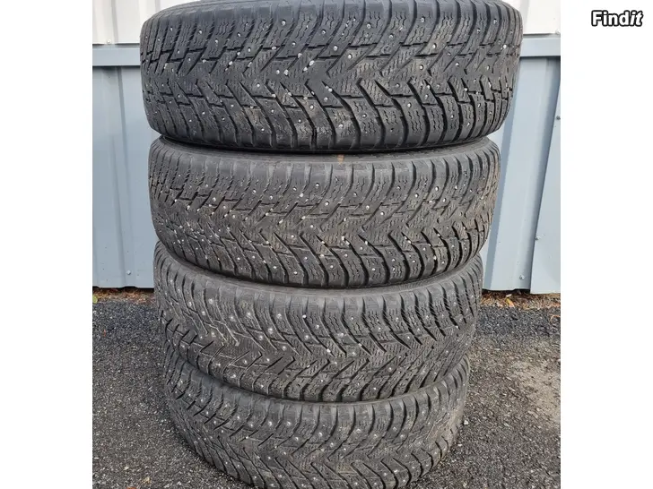 Säljes 225/65r17 vinterdäck