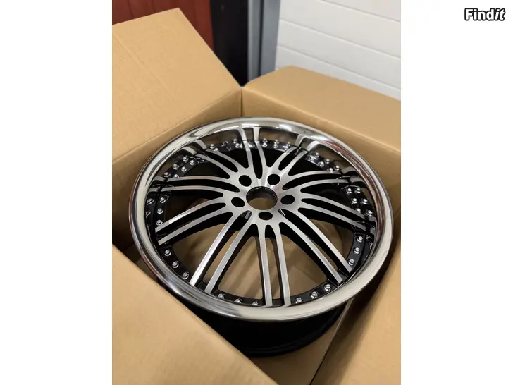 Myydään Vertini Hennessey 19X8.5 Nya/UUSI