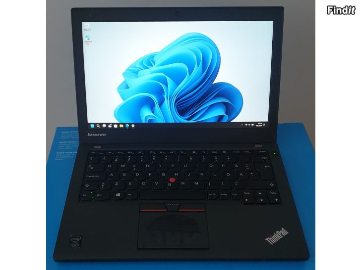 Myydään ThinkPad X250 i5-5300U 12,5 inches 2.30GHz 8Gt 256Gt Win11Pro