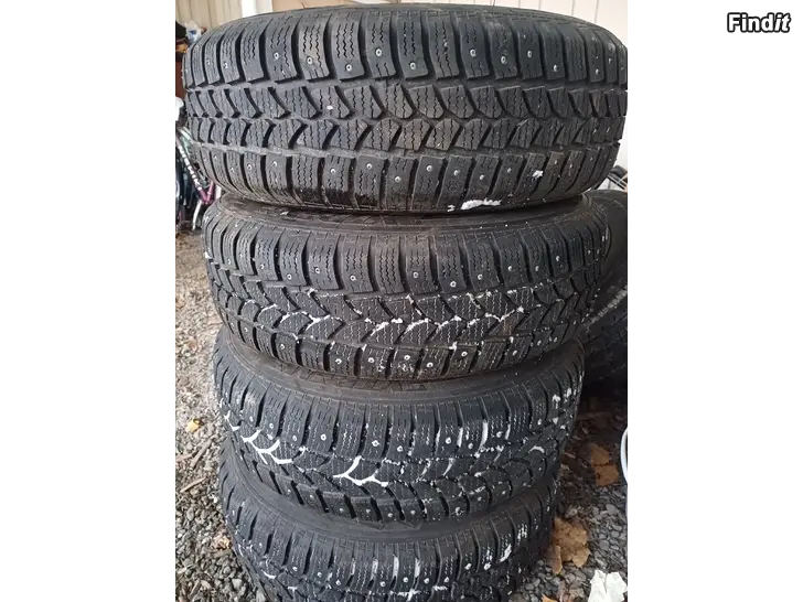 Säljes Vinterdäck på Fälg  5×98 fiat Scudo