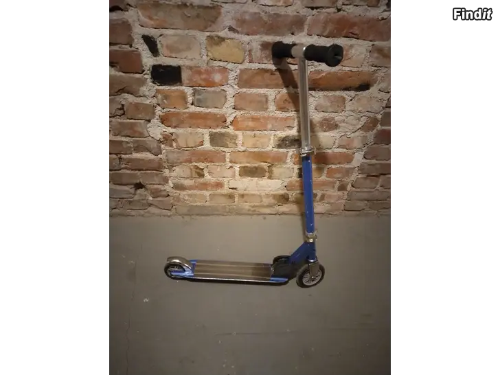 Säljes Skooti potkulauta sparkcykel