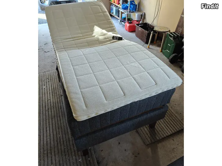 Säljes Motoriserad säng