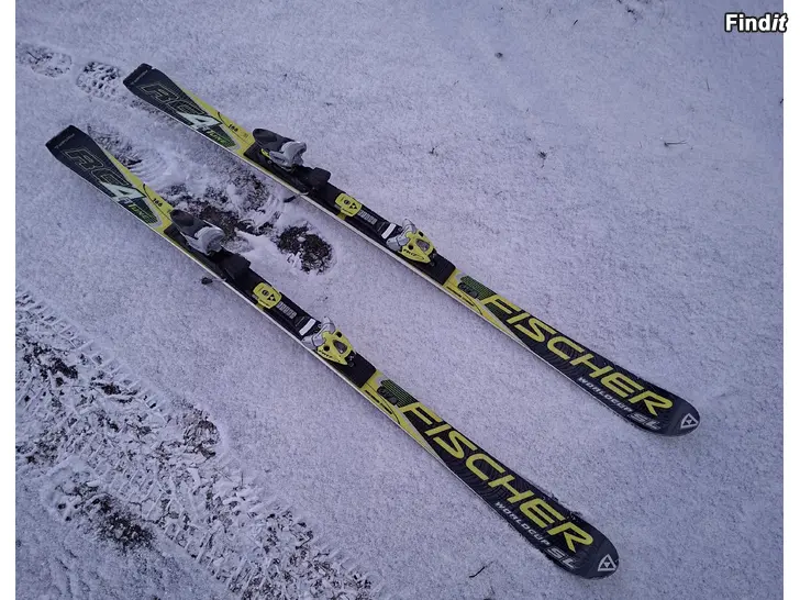 Säljes Slalomskidor FISCHER 166 cm