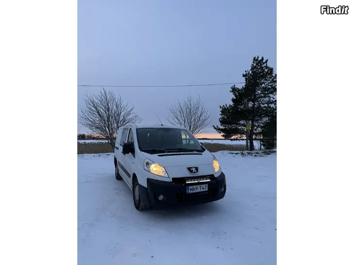 Säljes Nybesiktad paketbil